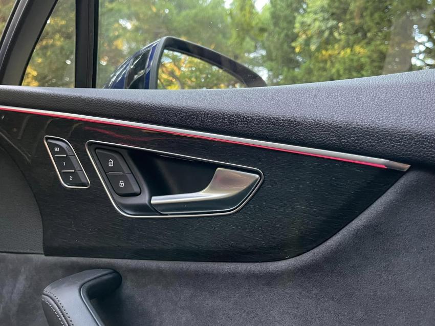Ауди КУ7 Q7 2020
