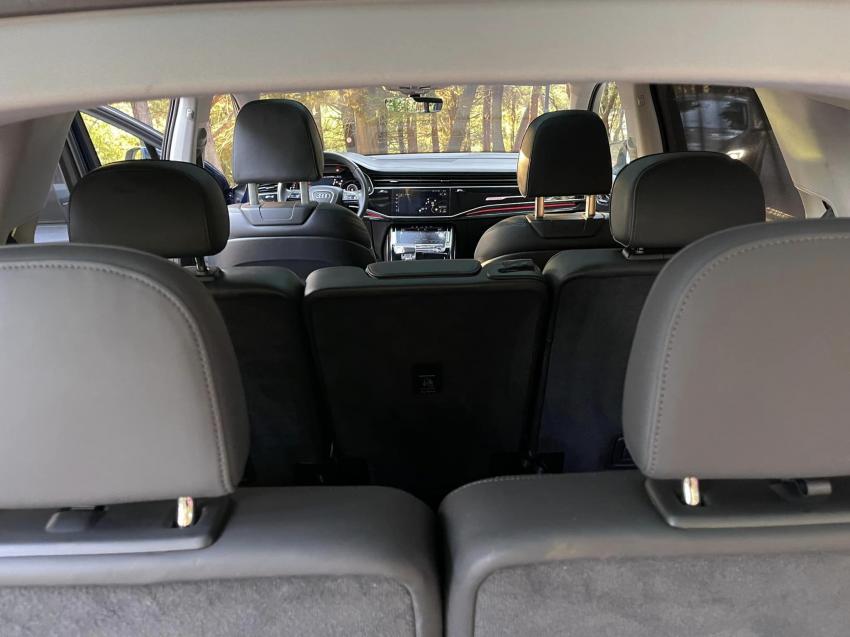 Ауди КУ7 Q7 2020