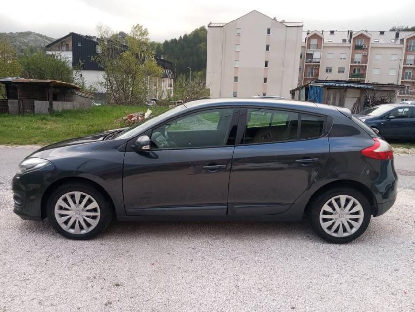 Рено Меган Седан 2014