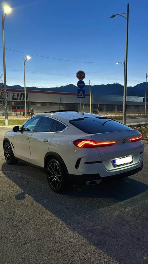 БМВ Икс6 Sports Activity Coupe кроссовер 2022