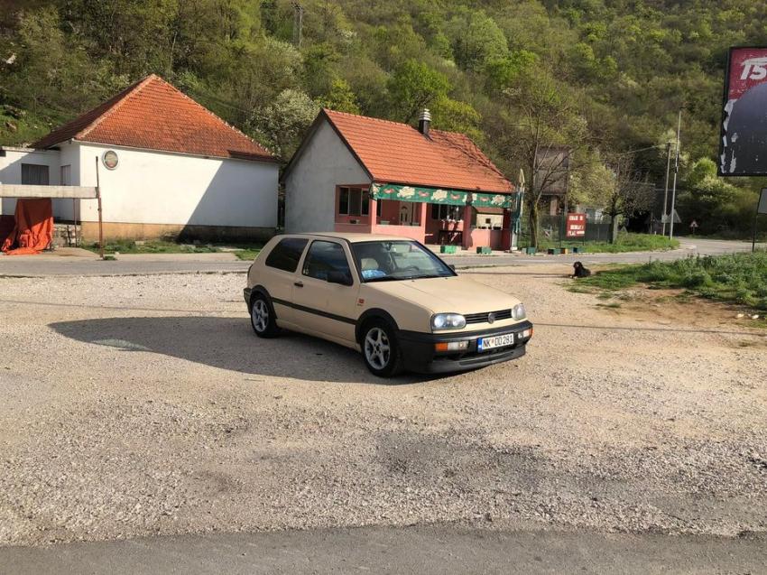 Фольксваген Гольф Кабриолет