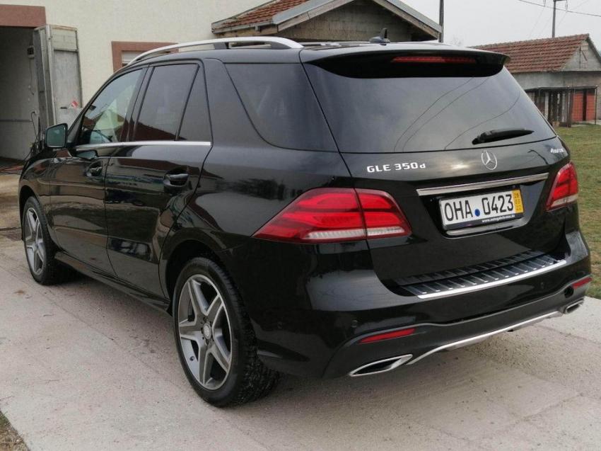 Мерседес Бенс SUV 2016