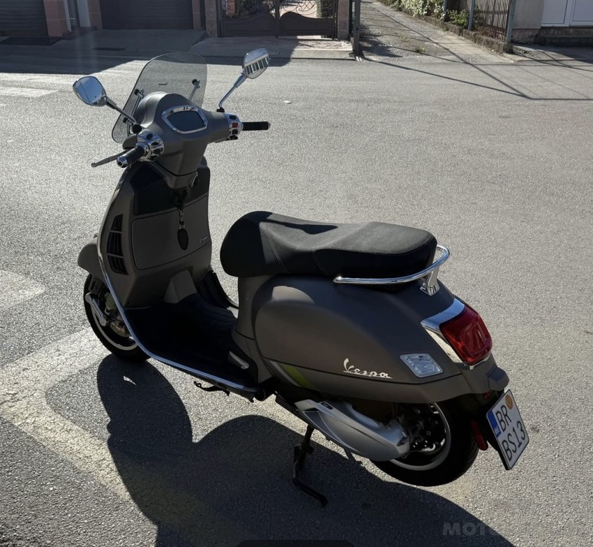 Продажа скутера Vespa Gts SuperTech 310